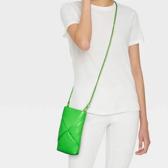 A New Day π Vibrant Green Crossbody Faux Leather Detachable Strap Bag | NWT - Picture 1 of 7